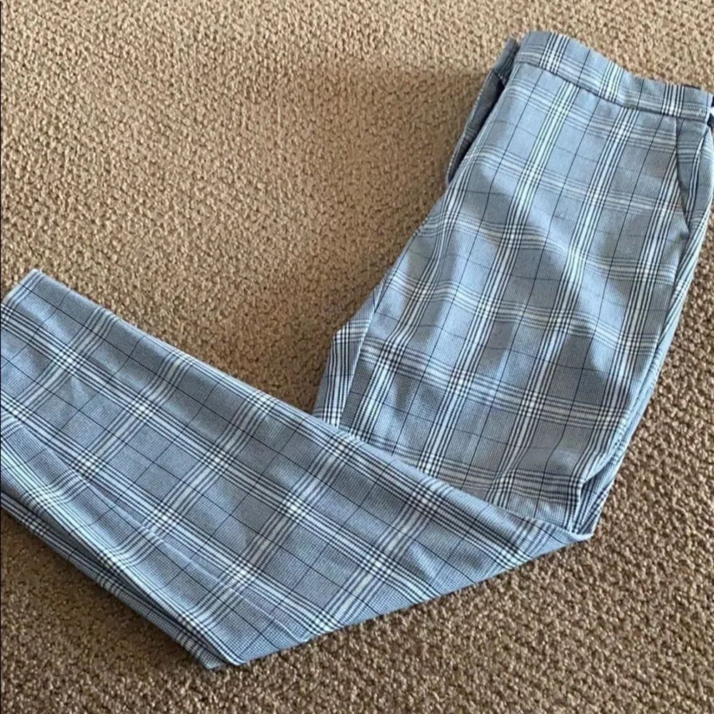 Zara Basic White, Blue & Black Plaid Dress Pants Elastic Waist Size M